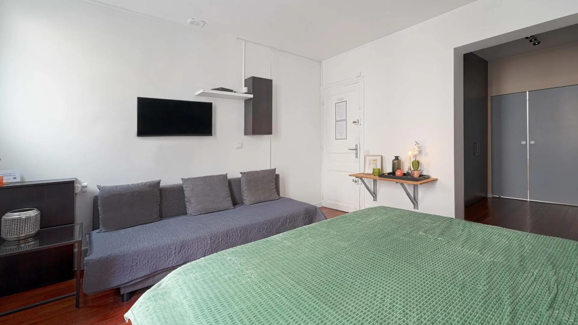 Nice Modern Studio Near The Eiffel Tower Daire Paris Fransa